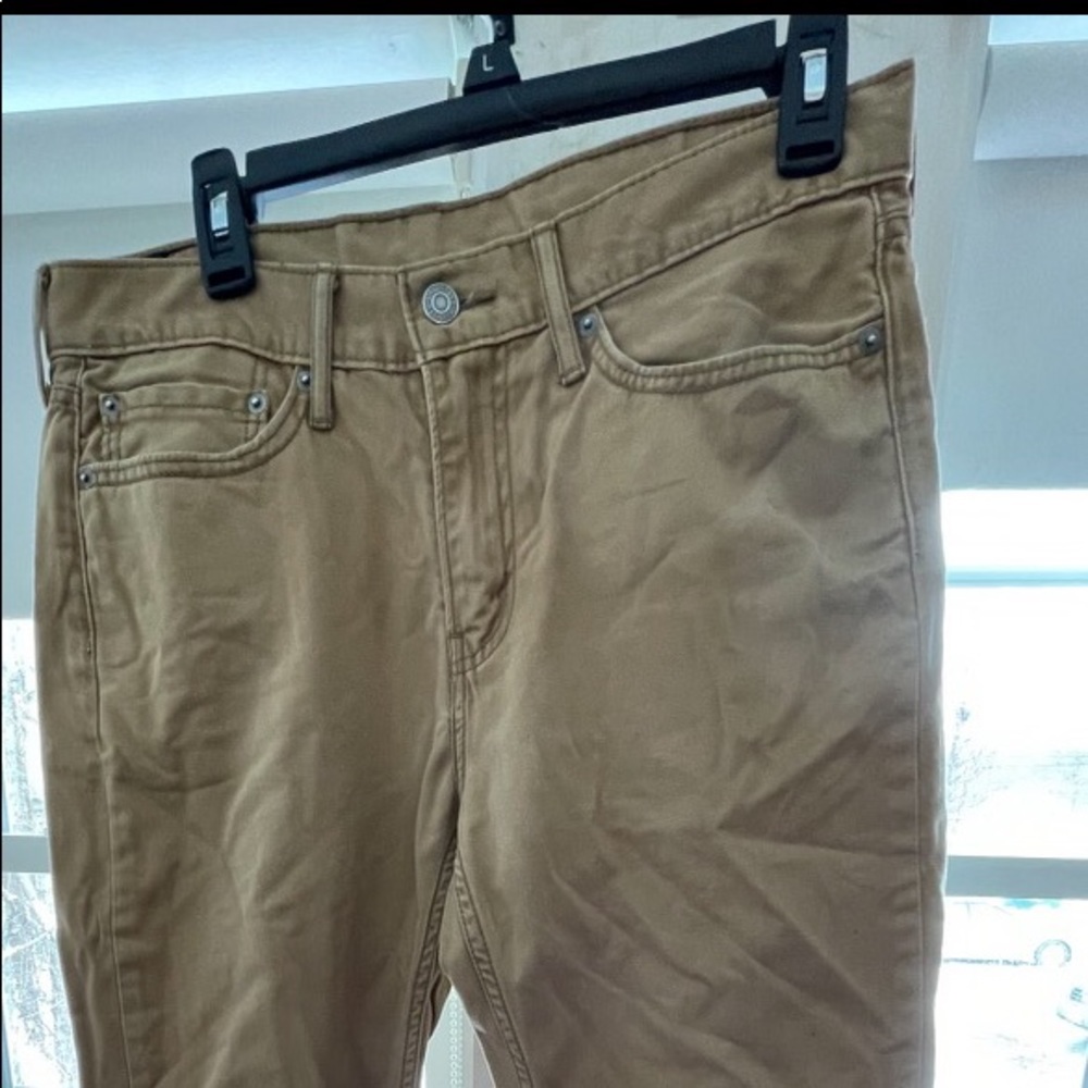 Levi jeans
